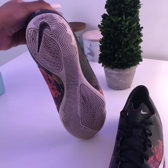 Mercurial Indoor Soccer Cleats - Picture 4 of 4